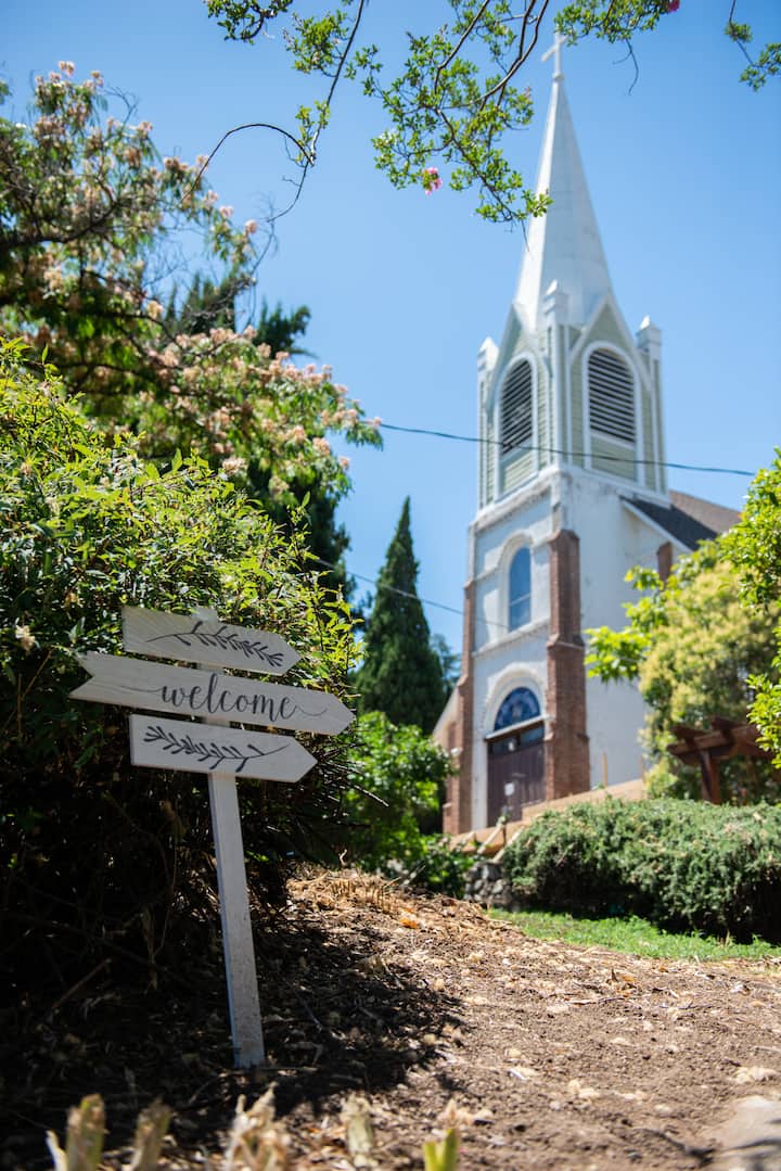 New Melones Lake Holiday Rentals & Homes California, United States