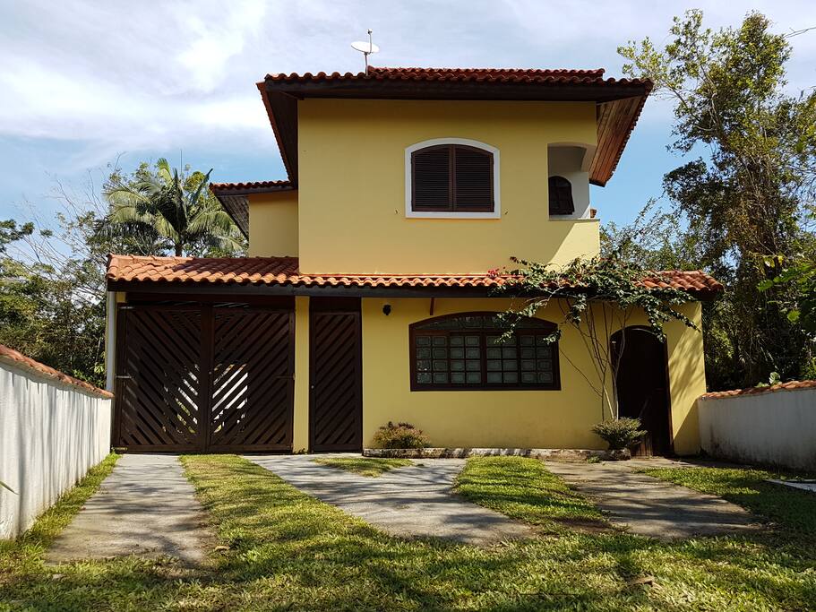 BertiogaCondomínio Costa do Sol (Praia Guaratuba)  Houses para Alugar