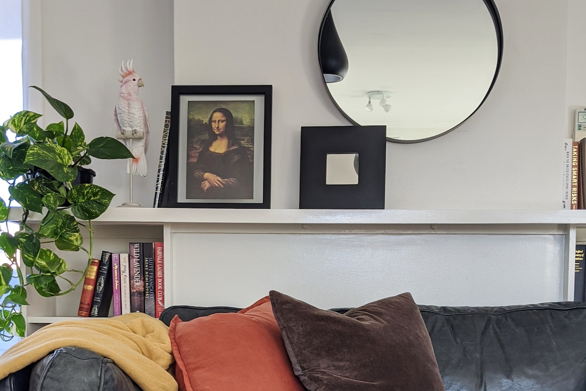 Top performing Airbnb: Olive’s Place - 2 BR Stylish, Central & Quiet in Albury City Council