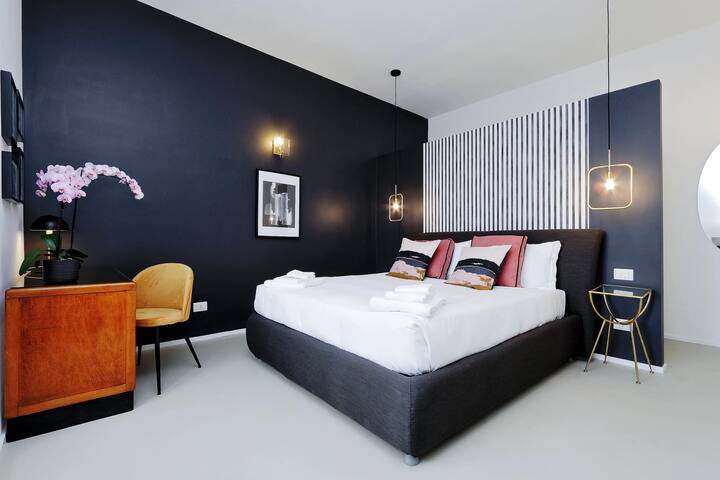 Bright Apartment near colosseum for 5 people gallery image 3