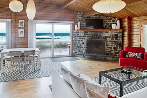 Modern Oceanside Cabin-180º Views!