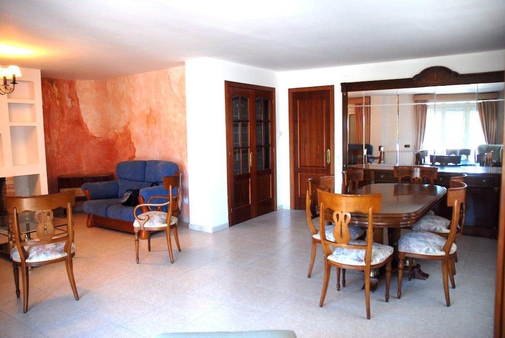 Salón-comedor con terraza