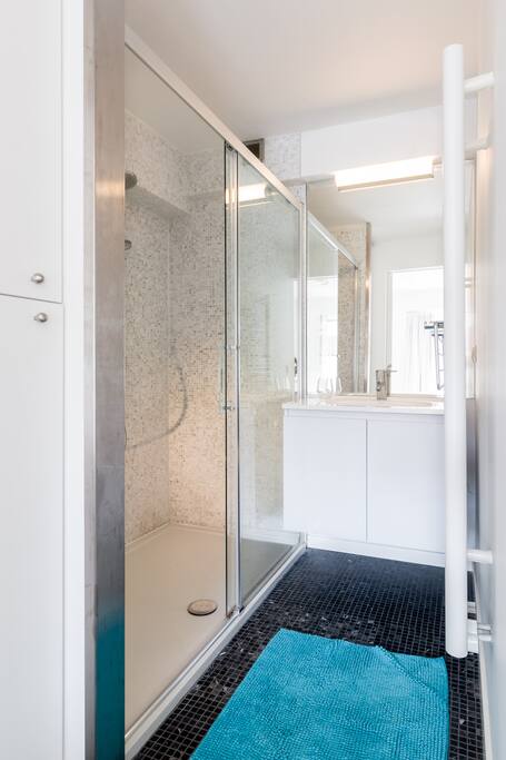 Bathroom n.1