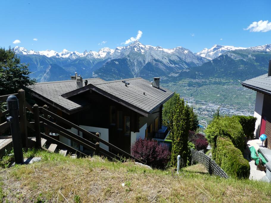 Back of chalet with vue to main valley