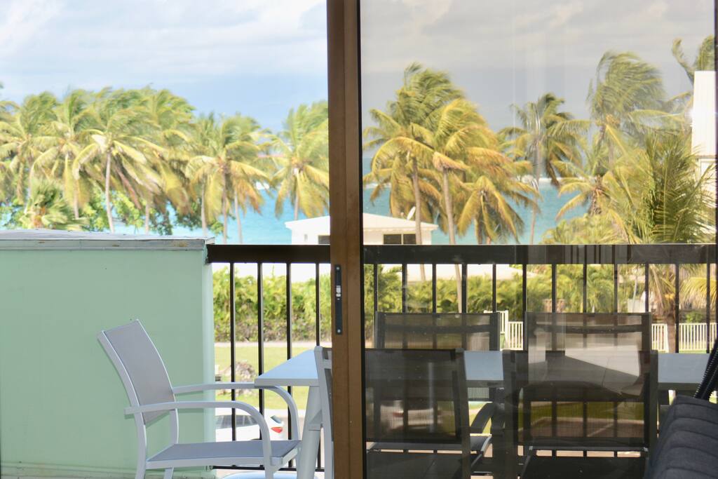 Espace Repas Terrasse-Balcon