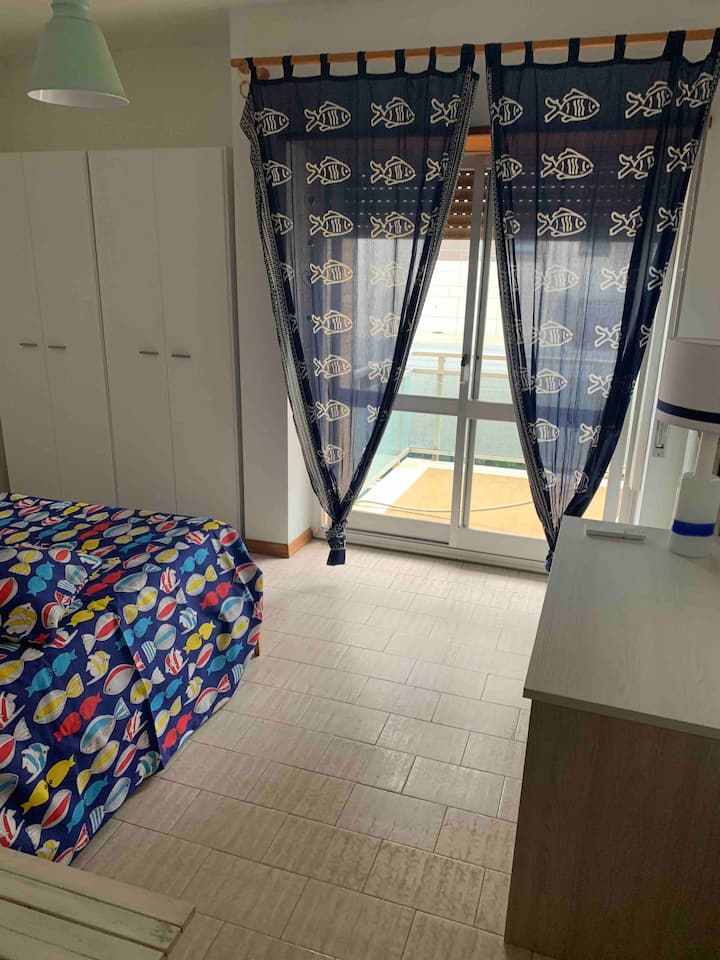 mkuu wa chumba cha kulala cha 2 