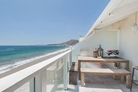 Sunrise Malibu Road Beachfront Penthouse celebrity