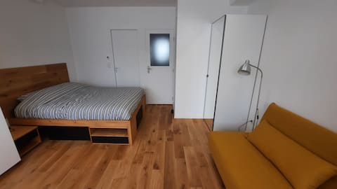 Popular Airbnb listing: Quiet studio, Nantes agglomeration (Rezé) in Rezé
