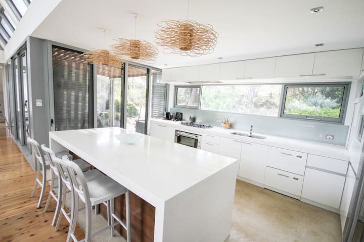 Frog Choir – Redgate – Margaret River gallery image 5