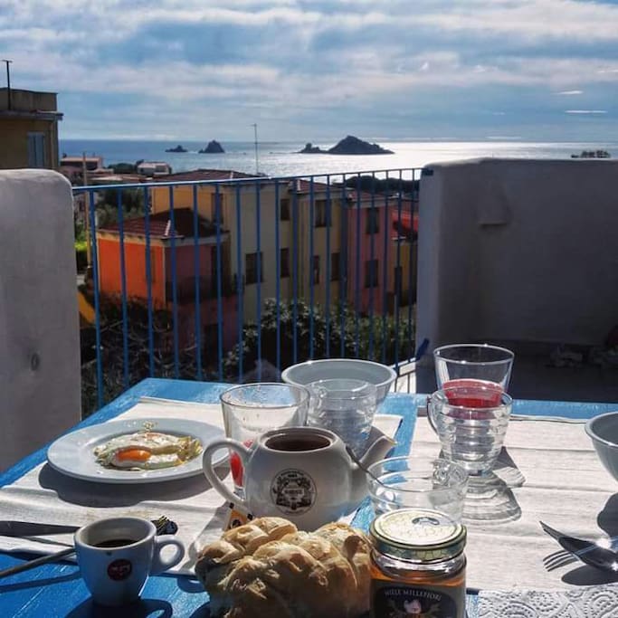 colazione in terrazza