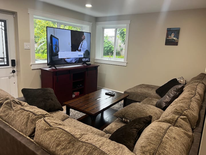 Departure Bay Ferry. Entire House With Large Deck. - Nanaimo