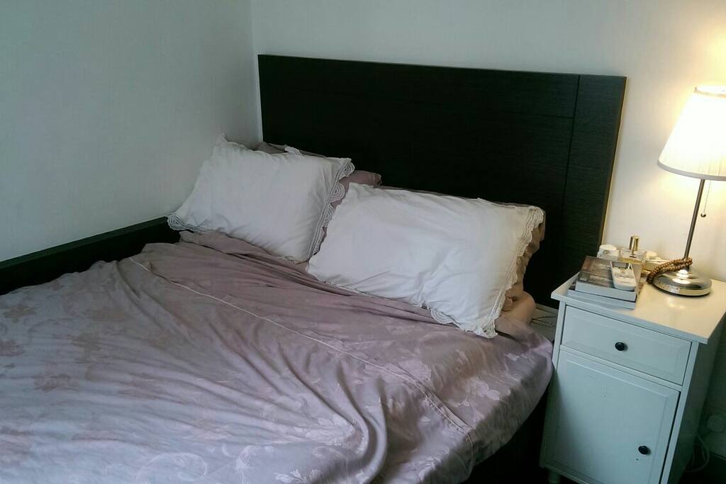 Clean bed.
