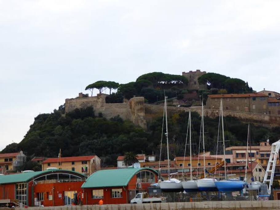 Il castello
The castle