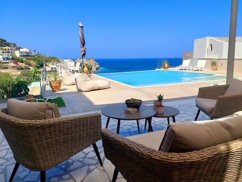 Amazing View Villa Aliki with Infinity Pool & Spa