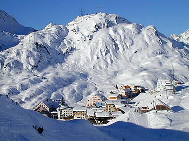 App. mit Halbpension + ****Hotelservice für 4