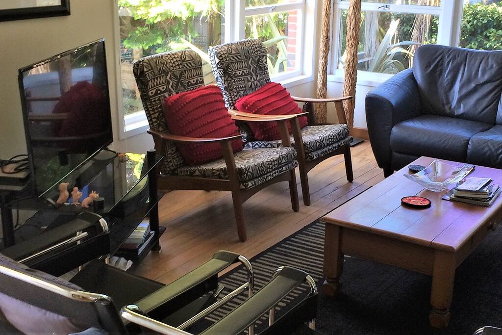 Relax in an open and comfortable space