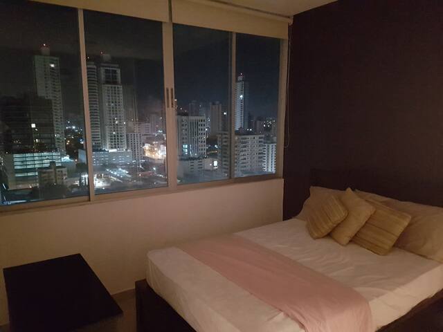 VIVE PANAMA a lo MAXIMO.... con espectacular vista