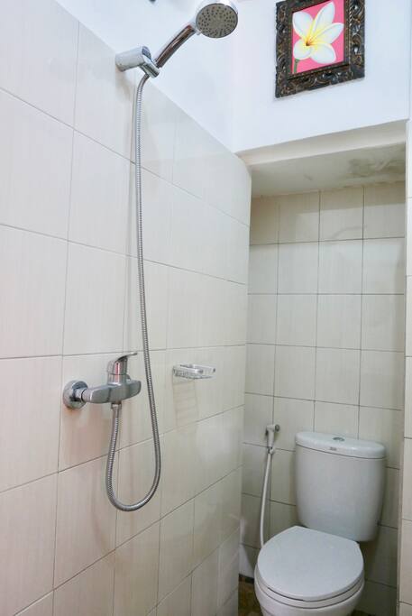 Bathroom hot and cold water