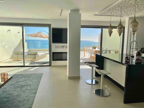 Luxury apartment in Taghazout right on the water.