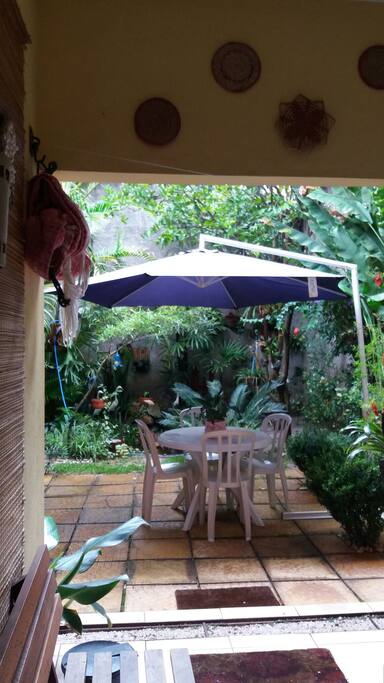 Jardim nos fundos