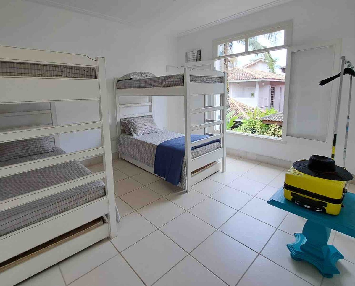 客房位于二楼，带2层 