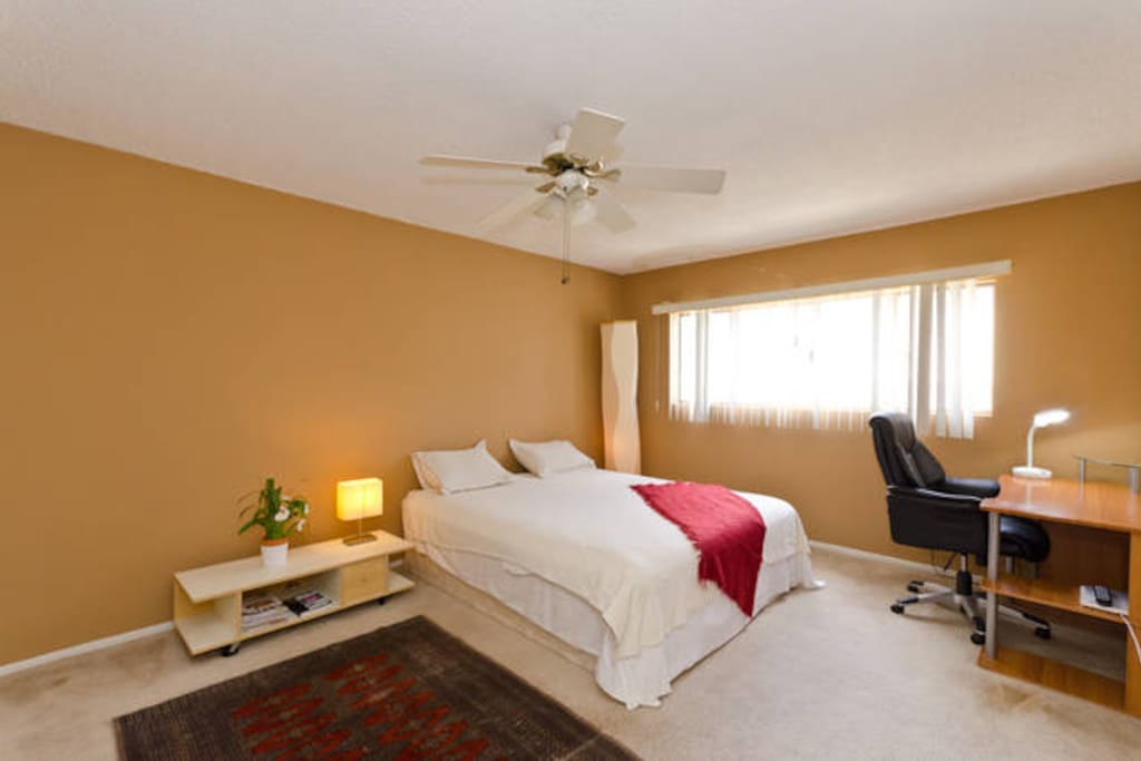 Large, bright, comfortable and very private bedroom