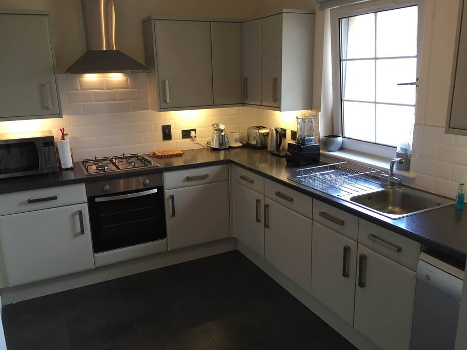 Kitchen (shared with the host)