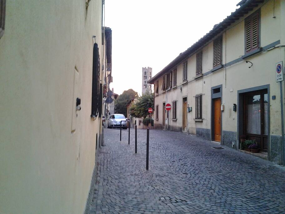 VIA DELLA CROCE