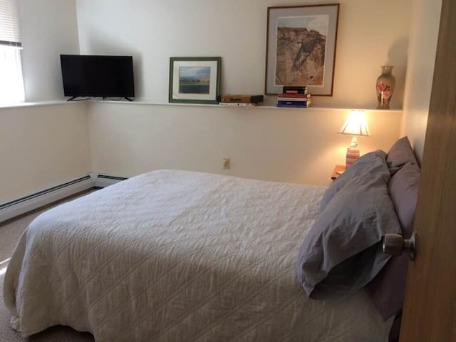 Peaceful, bright room.