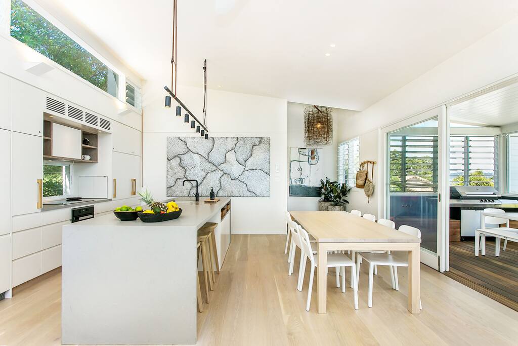 Kitchen dining verandah