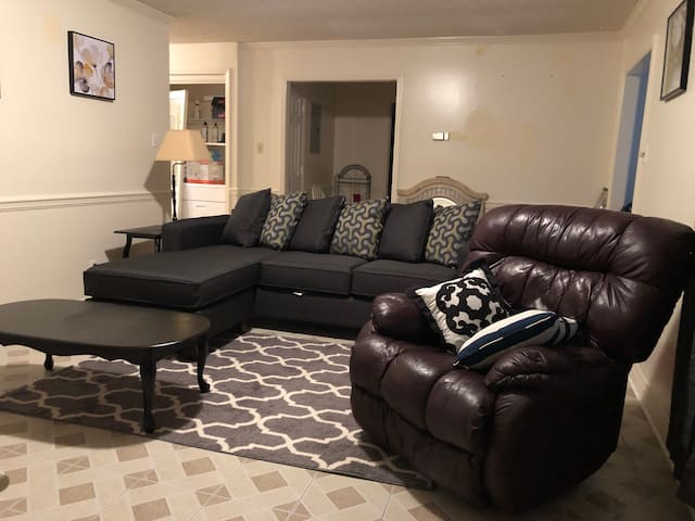 Entire house near Houston Lake Road