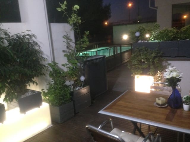 LOW TOWNHOUSE, POOL, TERRACE, GARDEN, PARKING, WIFI