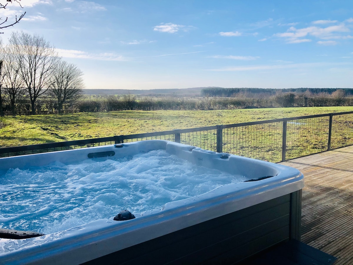 10 Best Airbnbs With Hot Tub In Lincolnshire, UK - Updated 2024 | Trip101