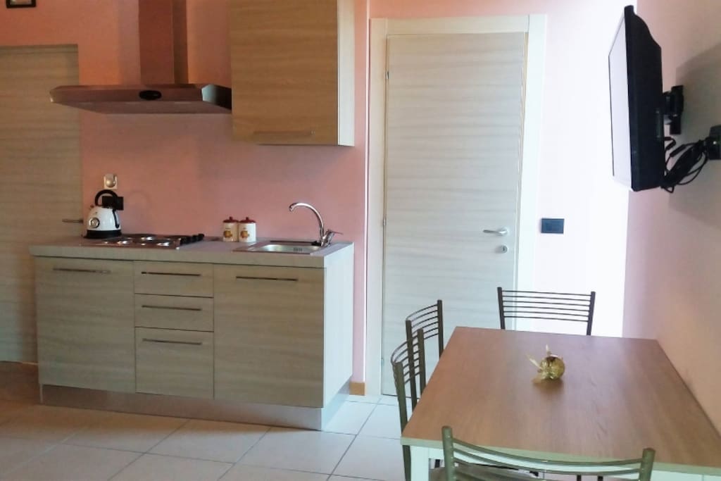 SOGGIORNO CON CUCINA