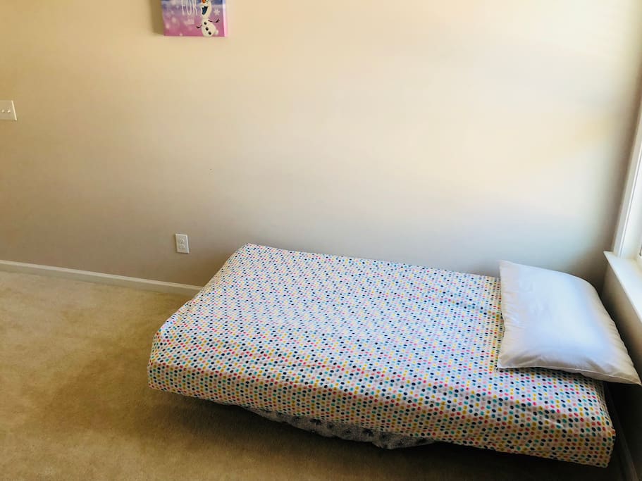 Twin size bed
