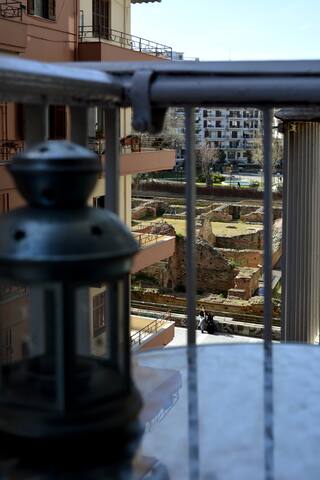 NEW 4 bedrooms aptm in the historical city center gallery image 5