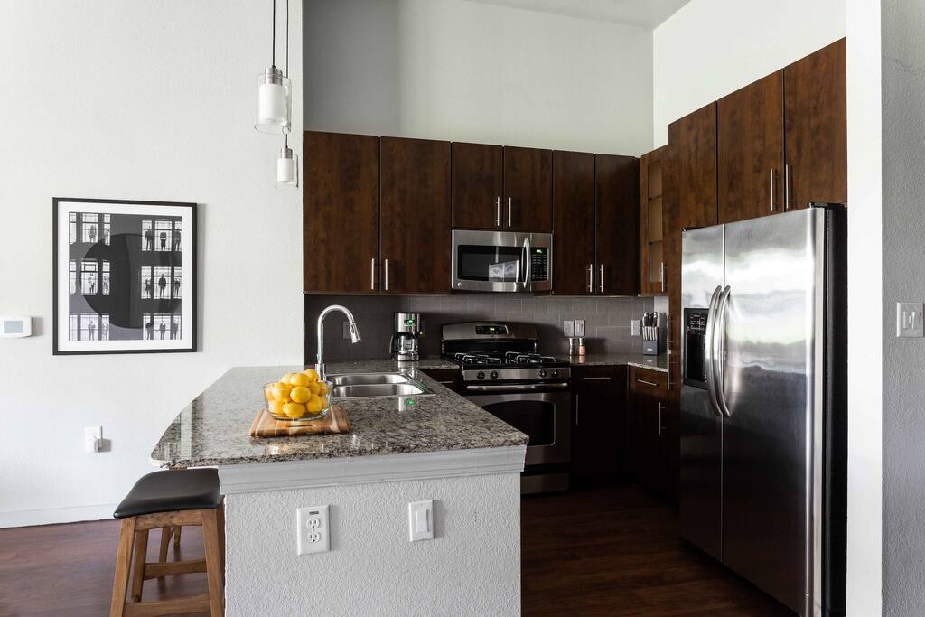 Fully equipped-kitchen with all the basic essentials for everything you need for a home-cooked meal.
