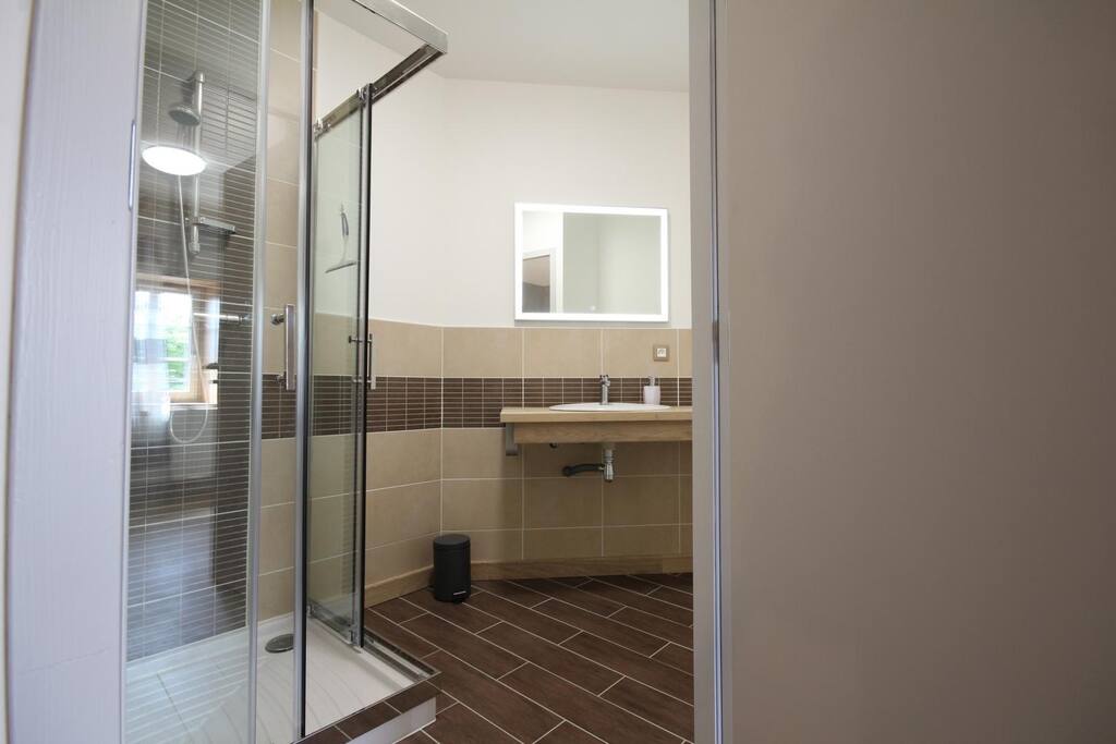 SDB Chambre 1