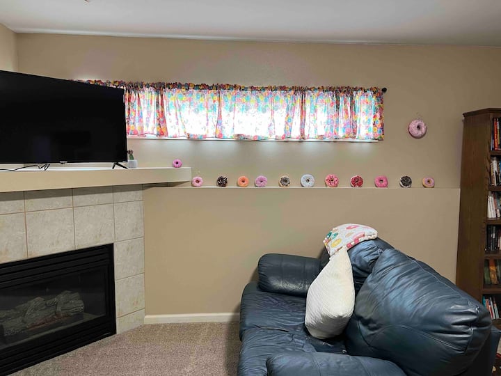 Donut Suite - Iowa City, IA