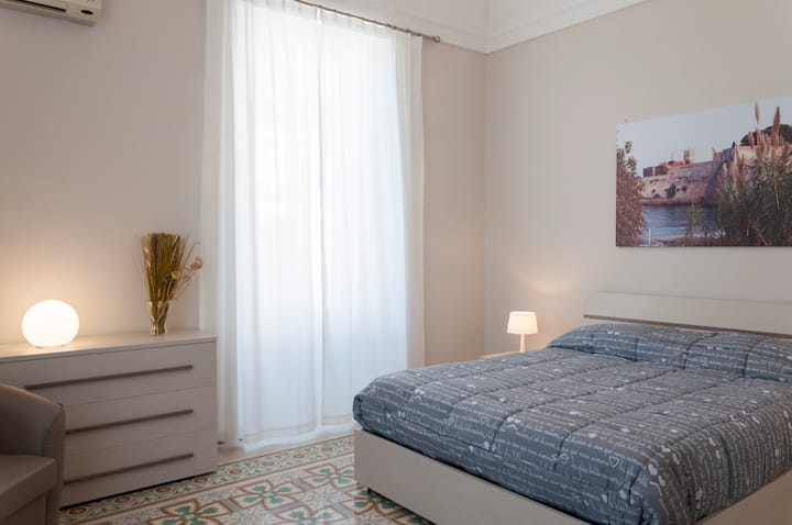 Главна спалня с климатик