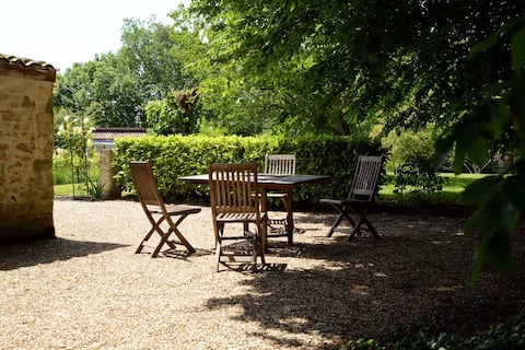Estuary, Large Comfortable Cottage Pool & Hot Tub
