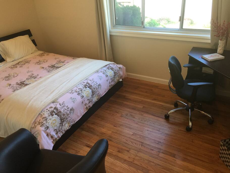 guest bedroom