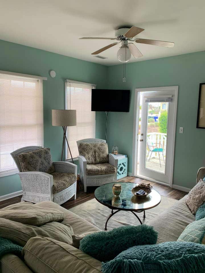 “Sea Biscuit”-oceanside Cottage In Surf City! - Surf City, NC