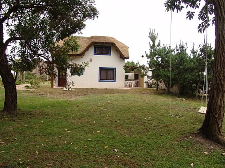Espacio para tomar sol, reposar, pasar todo el dìa en la casa.