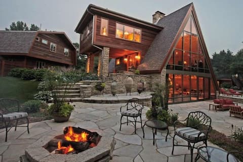 Connors Lake WI - Chalet and Bunkhouse