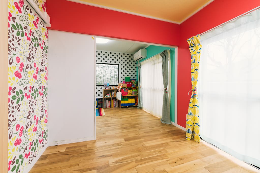 Provides a private room