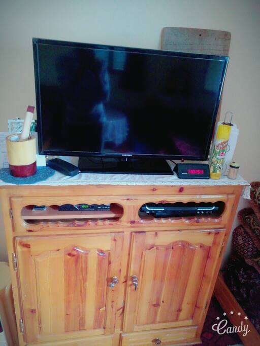 TV