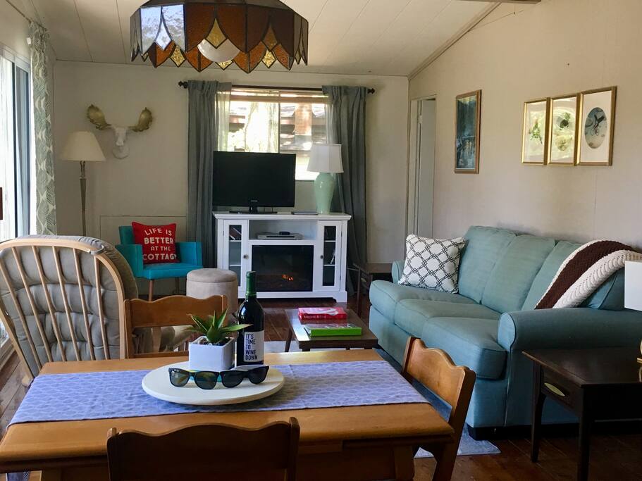 Living Space with Fireplace (heat + ambiance)