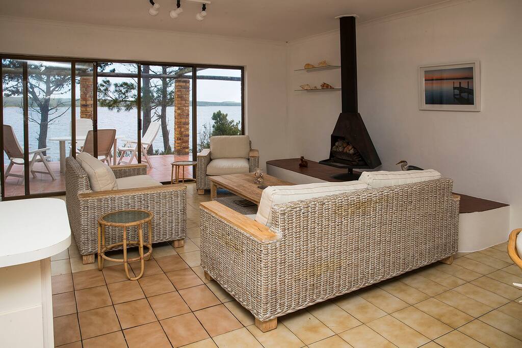 Lounge area with view of the lagoon.