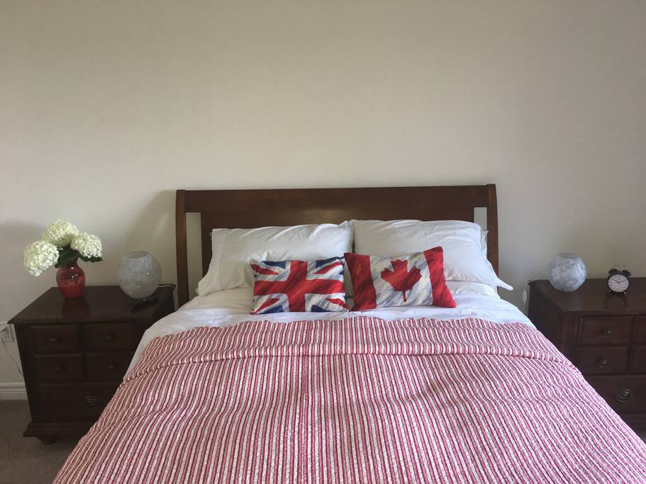 Lakeview bedroom